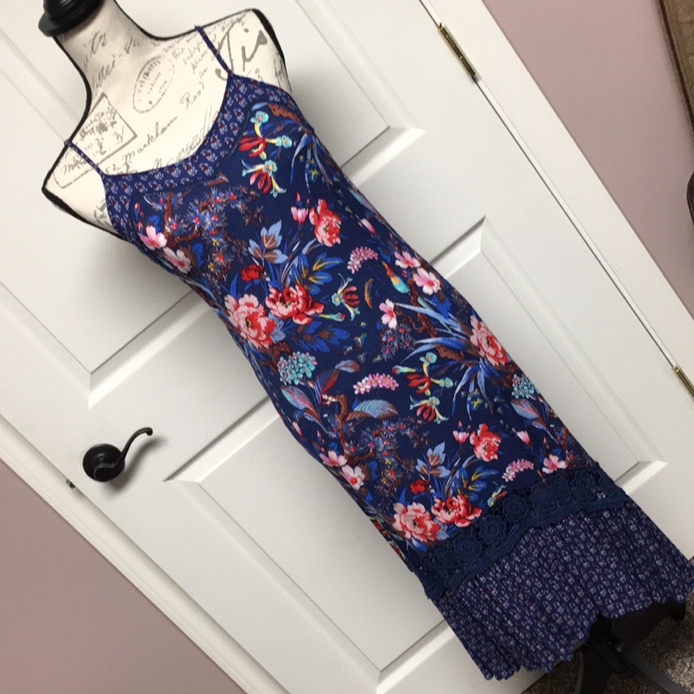 Floral sundress medium like new! Blues Carribean